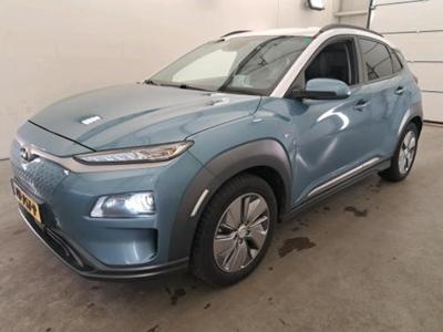 HYUNDAI Kona 17 Hyundai KONA Premium Electric 64 kWh 5..