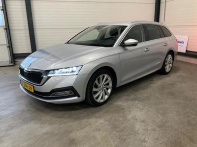 SKODA OCTAVIA COMBI 1.5 TSI First Edit.