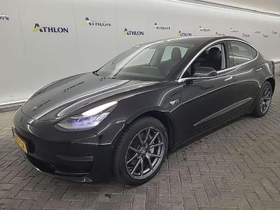 Tesla Model 3 Standard Range Plus RWD 4D 211kW