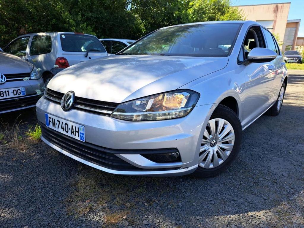 VOLKSWAGEN GOLF VII Berline Trendline BMT/Start-Stopp ..