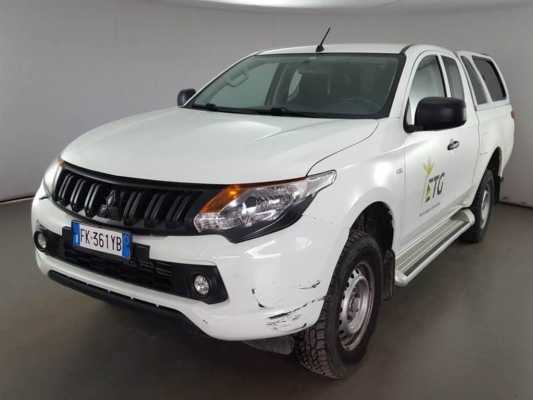 MITSUBISHI L200 / 2015 / 4P / PICKUP 2.4 DI-D CLUB CAB INVITE PLUS