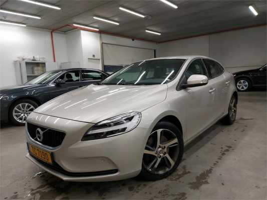 Volvo V40 V40 D2 120PK Geartronic Black Edition Pack Security & Winter & Park Assist Front & Rear