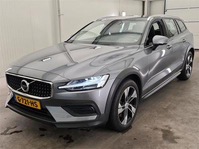 Volvo V60 Cross Country T5 AWD Geartronic Momentum Pro 5d