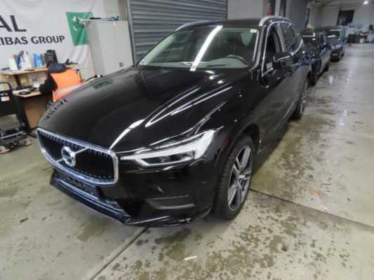Volvo XC60 Momentum Pro 2WD 2.0 140KW AT8 E6dT