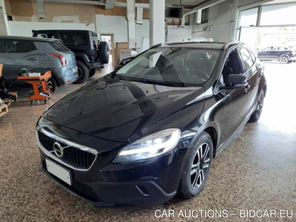 VOLVO V40 CROSS COUNTRY / 2012 / 5P / BERLINA D3 GEARTR. CROSS COUNTRY BUSINESS PLUS