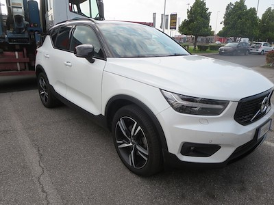 Volvo xc40 D4 awd geartronic r-design -