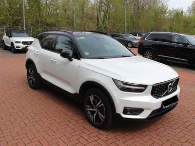 Volvo XC40  R Design AWD 2.0  140KW  AT8  E6dT