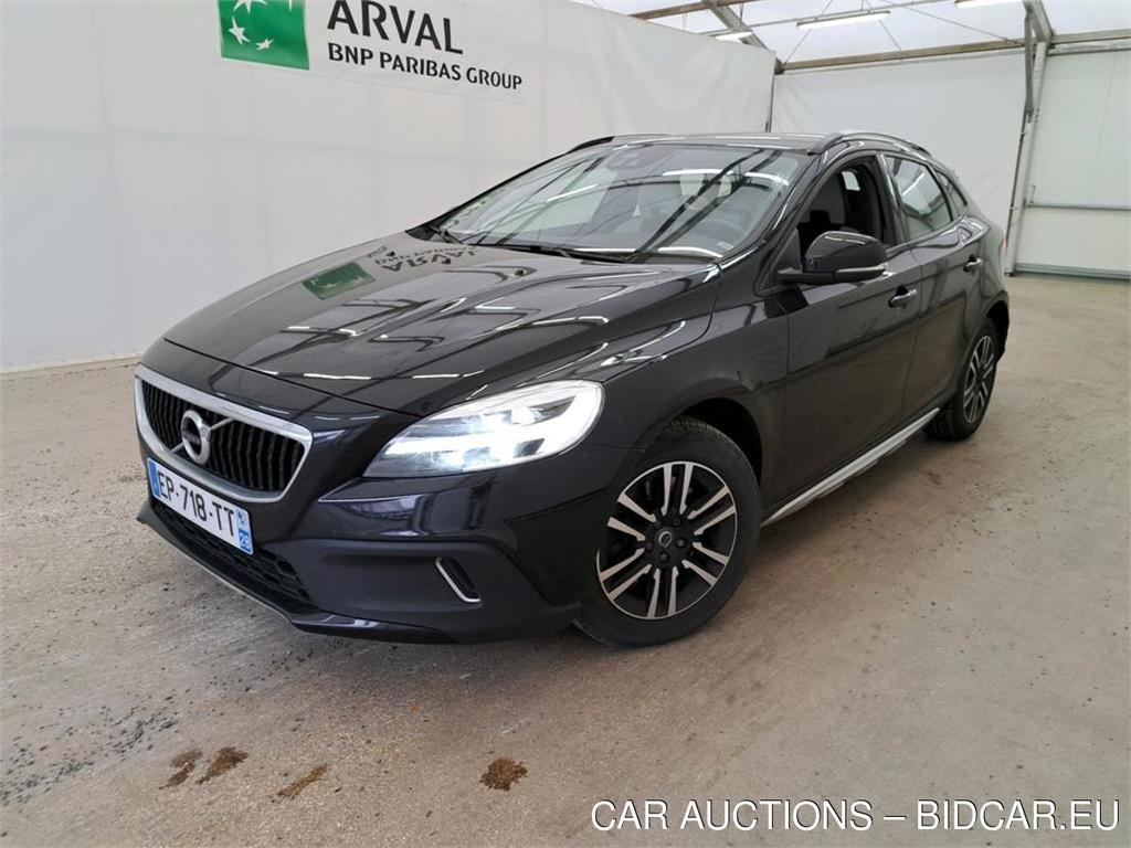 Volvo  V40 CROSS COUNTRY  2.0 D3 Cross Country Business Geartro6