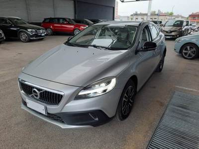 VOLVO V40 CROSS COUNTRY / 2012 / 5P / BERLINA D2 GEARTR. CROSS COUNTRY BUSINESS PLUS
