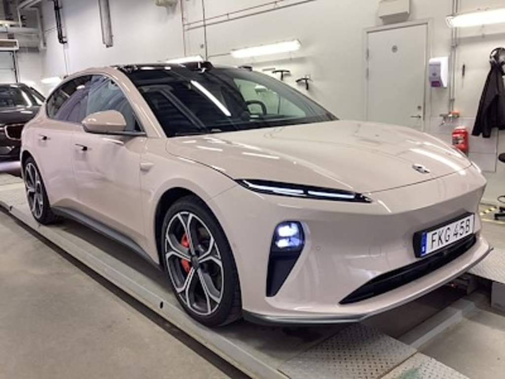 Nio Et5 Long Range 100 kWh BaaS
