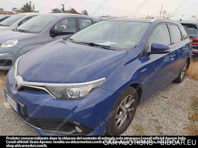 Toyota auris touring sports hybrid business -