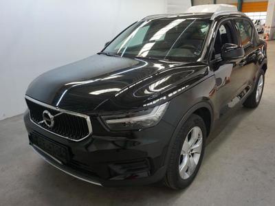 Volvo XC40  Momentum Pro 2WD 1.5  120KW  AT8  E6dT