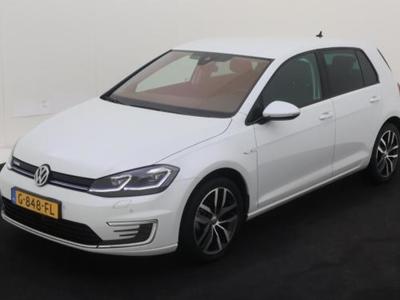 VOLKSWAGEN e-Golf BEV 136pk e-Golf Winter Warmtepomp Multimed Dynaudio Leder Navi