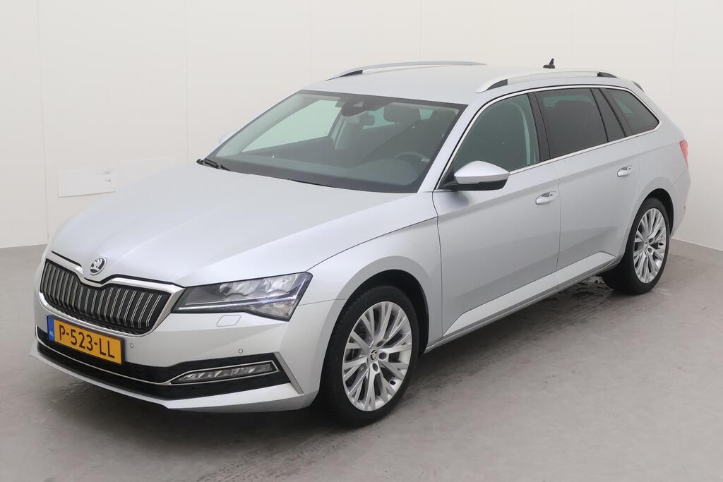 SKODA Superb Combi 1.4 TSI PHEV 218pk DSG Business Edition Plus Comfort