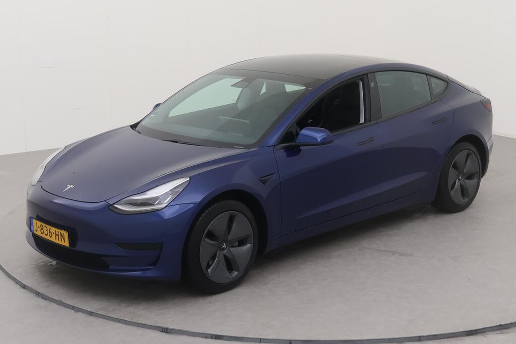 Tesla Model 3 Standard Range Plus RWD E 60 kWh Pano Leder