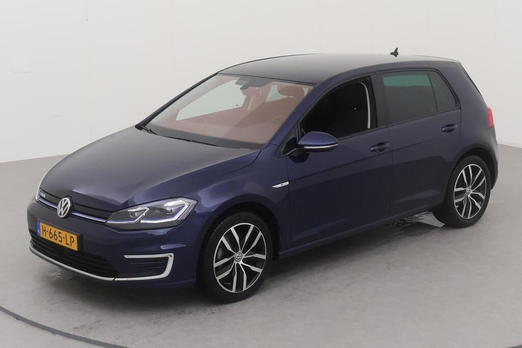 VOLKSWAGEN e-Golf BEV 136pk E-dition Winter Warmtepomp Park Camera