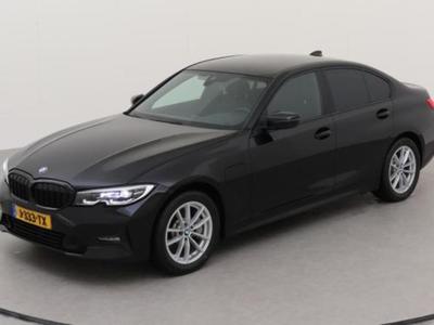 BMW 3-SERIE 135 kW