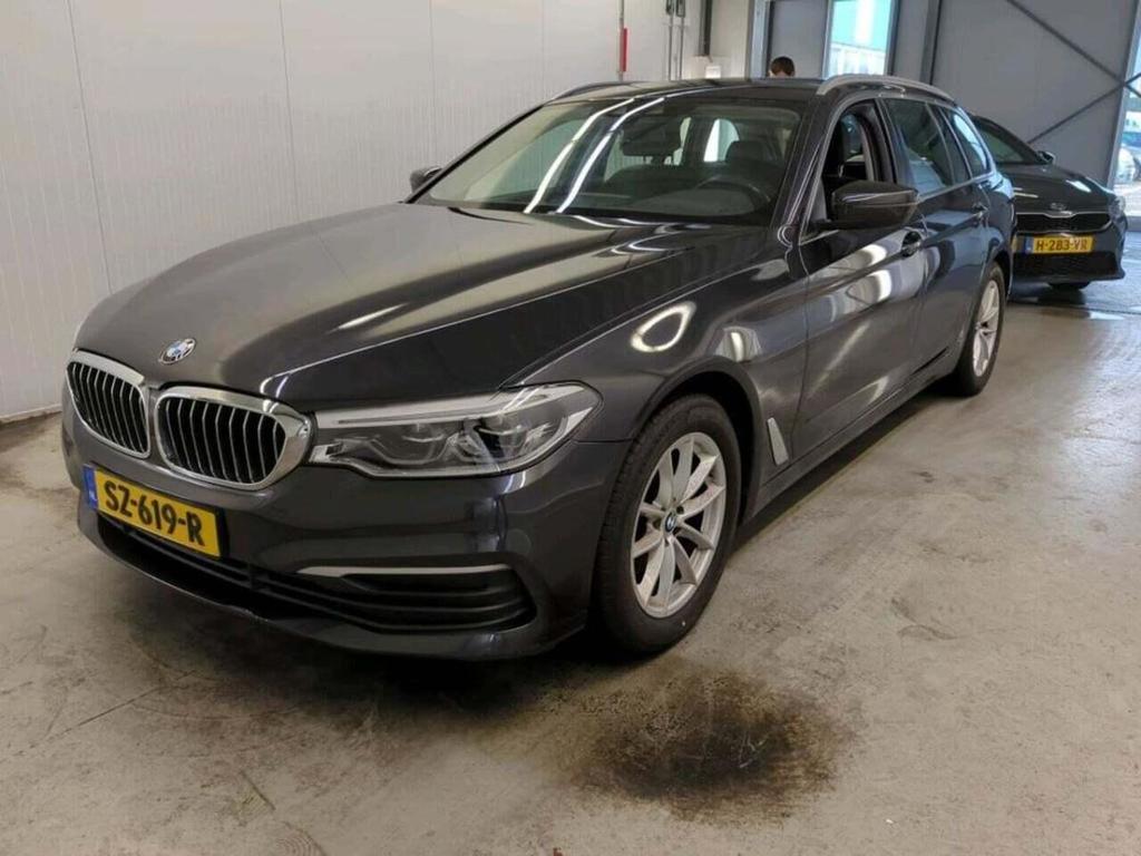 BMW 5-serie Touring 520i Corporate Lease High Exec