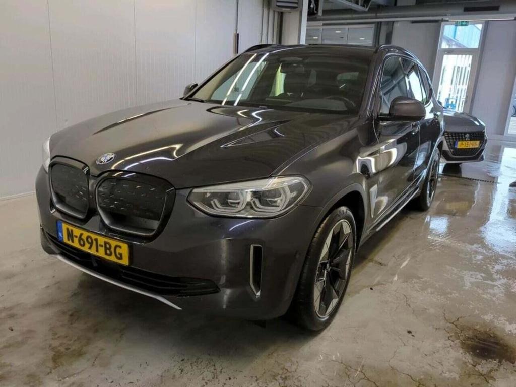 BMW iX3 Executive 80 kWh