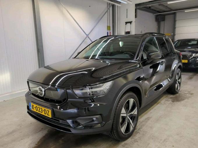 Volvo XC40 Recharge P8 AWD RDes