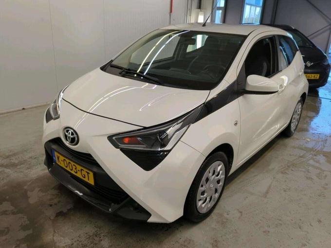 Toyota Aygo 1.0 VVT-i x-play