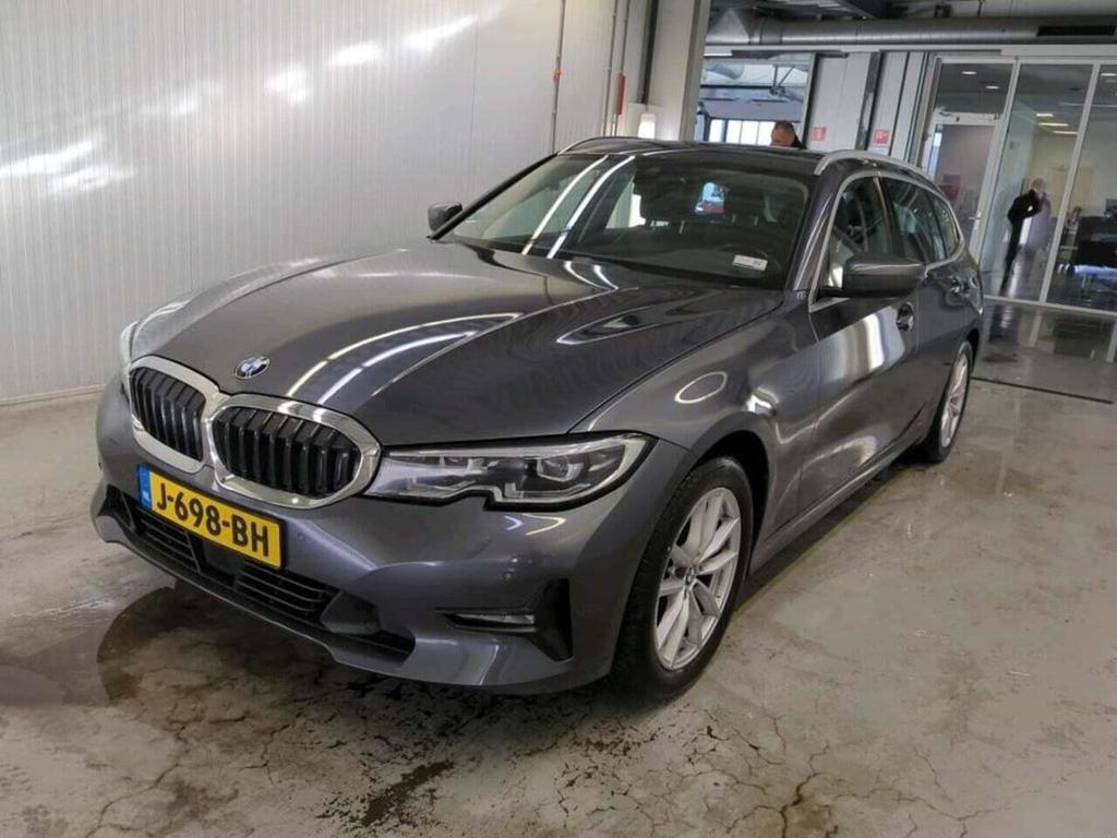 BMW 3-serie Touring 320i High Exe. Ed.