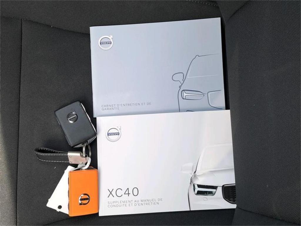 Volvo XC40 2.0 D3 150 BUSINESS AUTO 2.0 D3 150 BUSINESS AUTO