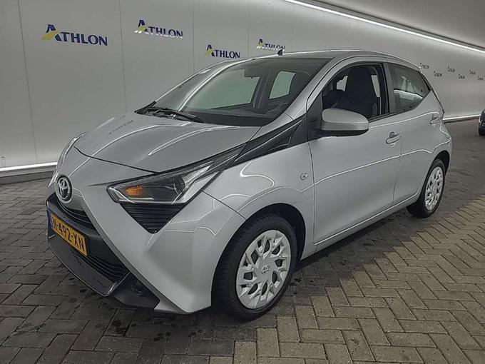 Toyota Aygo 1.0 VVT-i x-play 5D 53kW