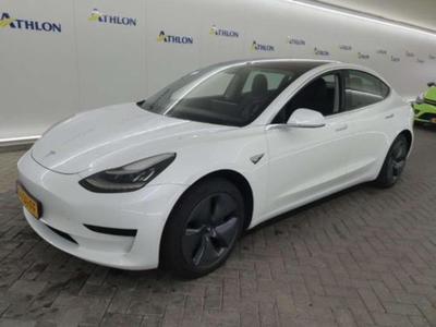 Tesla Model 3 Standard Range Plus RWD 4D 211kW