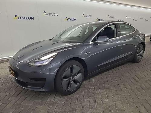 Tesla Model 3 Standard Range Plus RWD 4D 211kW