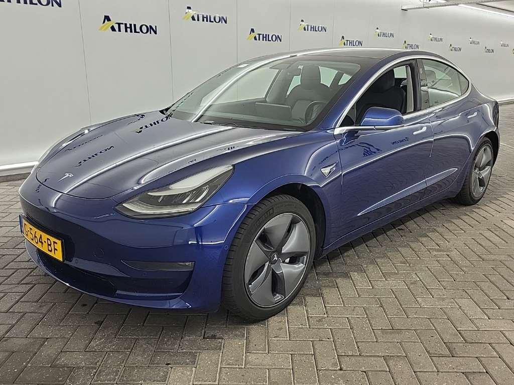 Tesla Model 3 Standard Range Plus RWD 4D 211kW