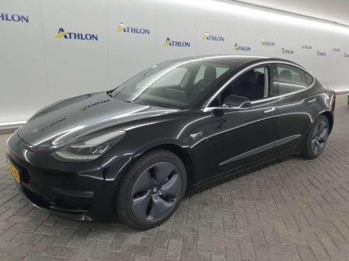 Tesla Model 3 Standard Range Plus RWD 4D 211kW