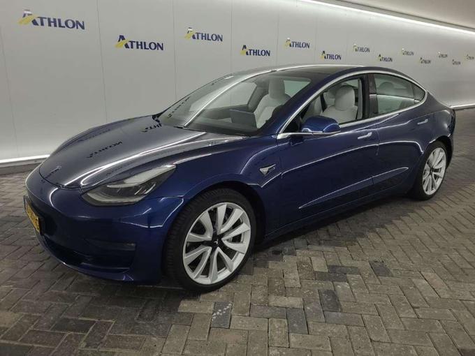 Tesla Model 3 Long Range Dual Motor AWD 4D 335kW