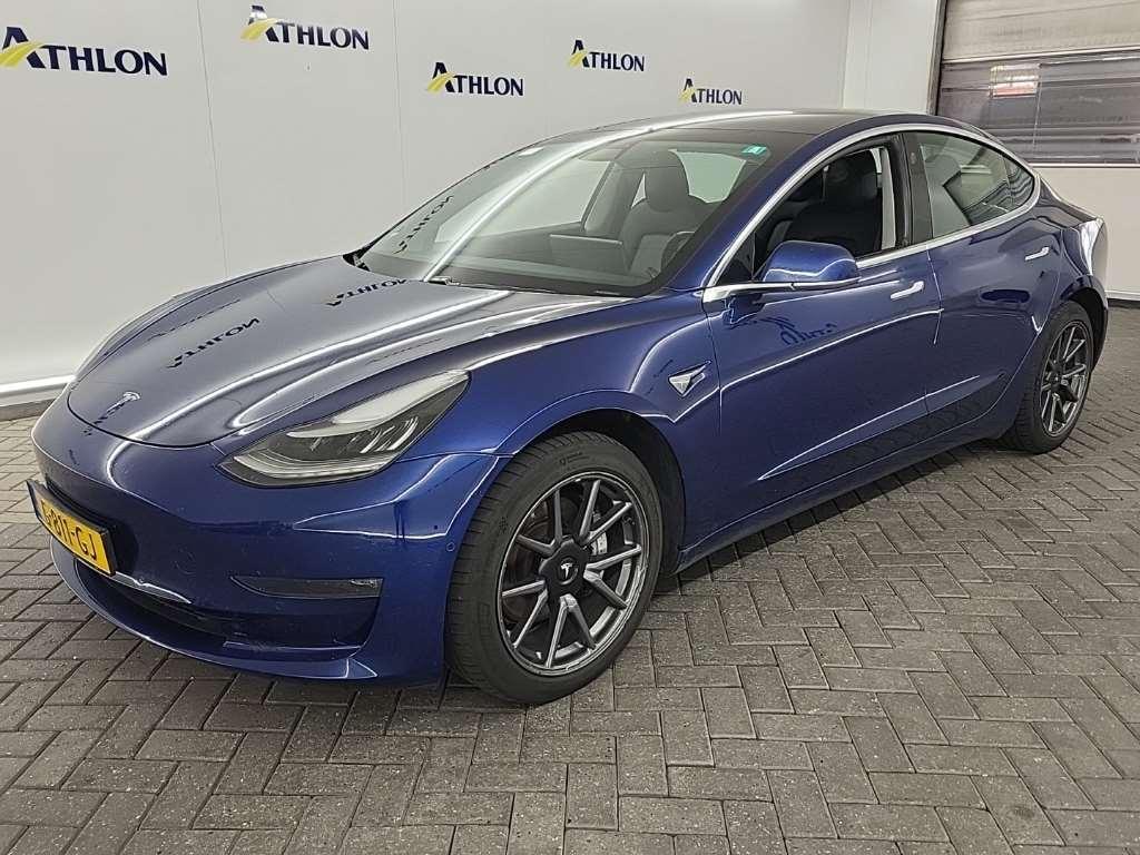 Tesla Model 3 Long Range Dual Motor AWD 4D 335kW