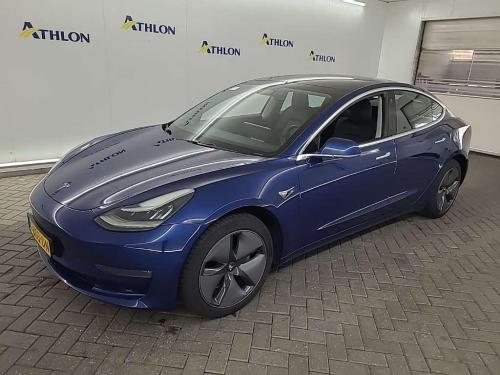 Tesla Model 3 Standard Range Plus RWD 4D 211kW