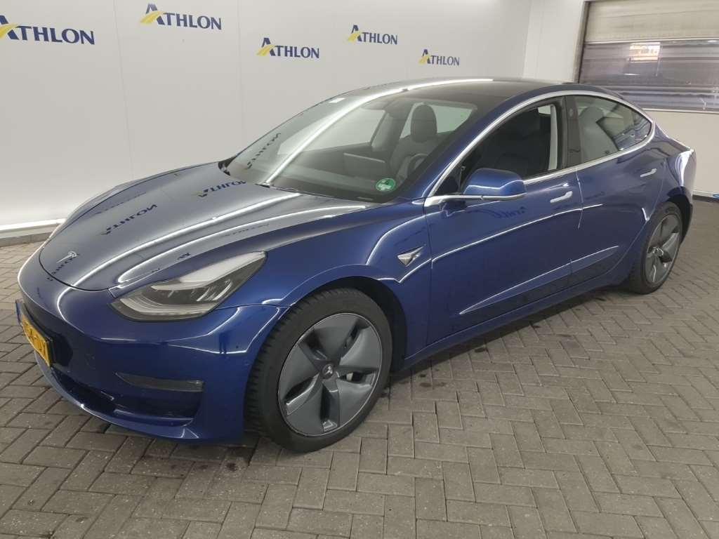 Tesla Model 3 Long Range Dual Motor AWD 4D 335kW