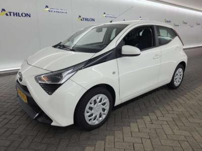 Toyota Aygo 1.0 VVT-i x-play 5D 53kW