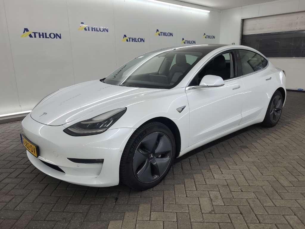 Tesla Model 3 Long Range Dual Motor AWD 4D 335kW