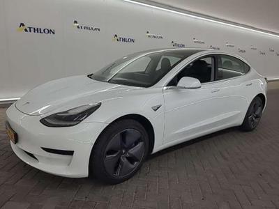 Tesla Model 3 Standard Range Plus RWD 4D 211kW