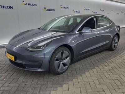 Tesla Model 3 Standard Range Plus RWD 4D 211kW