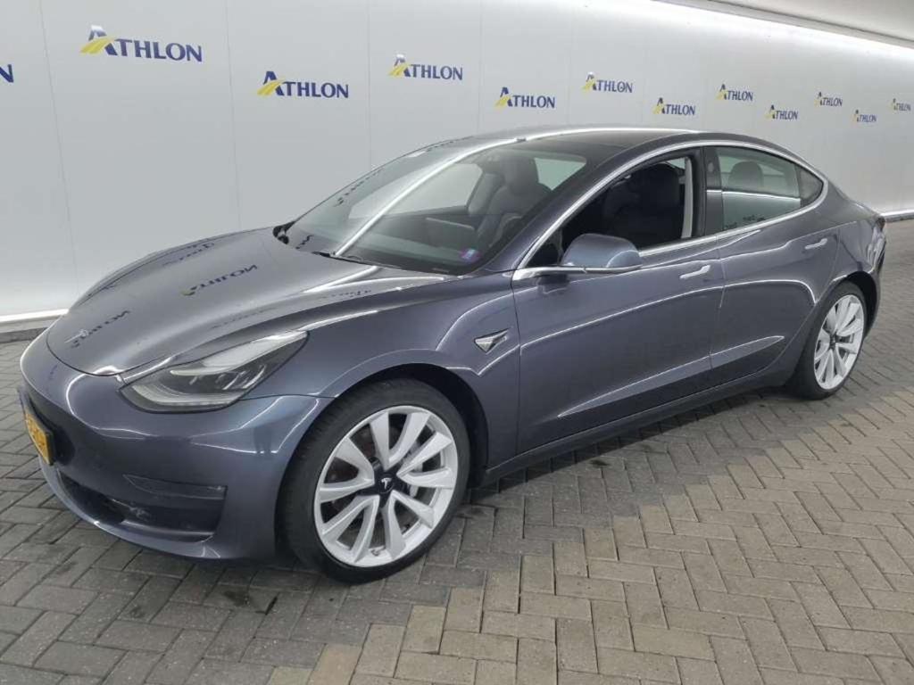 Tesla Model 3 Long Range Dual Motor AWD 4D 335kW