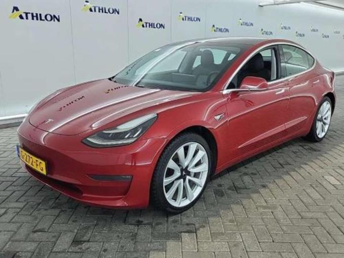 Tesla Model 3 Long Range Dual Motor AWD 4D 335kW