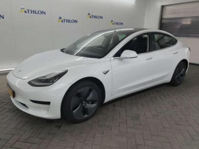 Tesla Model 3 Standard Range Plus RWD 4D 211kW