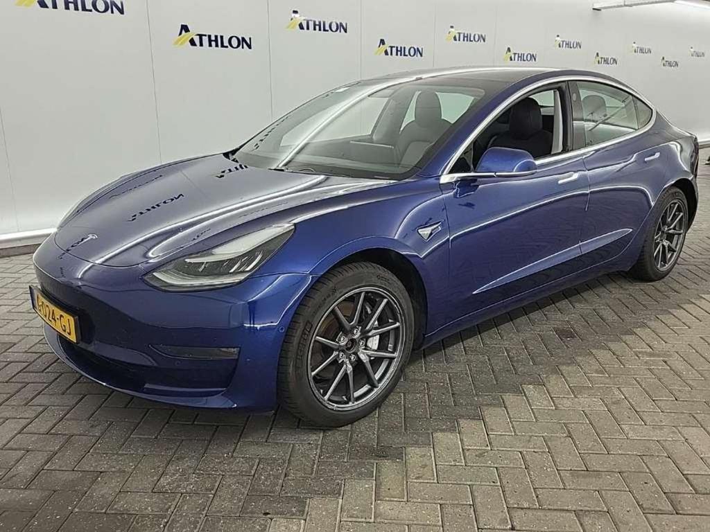 Tesla Model 3 Long Range Dual Motor AWD 4D 335kW