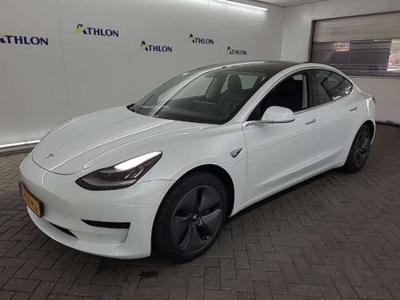 Tesla Model 3 Standard Range Plus RWD 4D 211kW