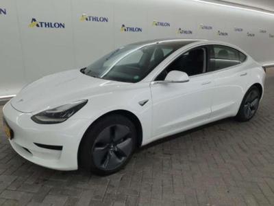 Tesla Model 3 Standard Range Plus RWD 4D 211kW