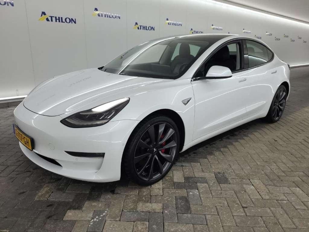 Tesla Model 3 Performance Dual Motor AWD 4D 358kW