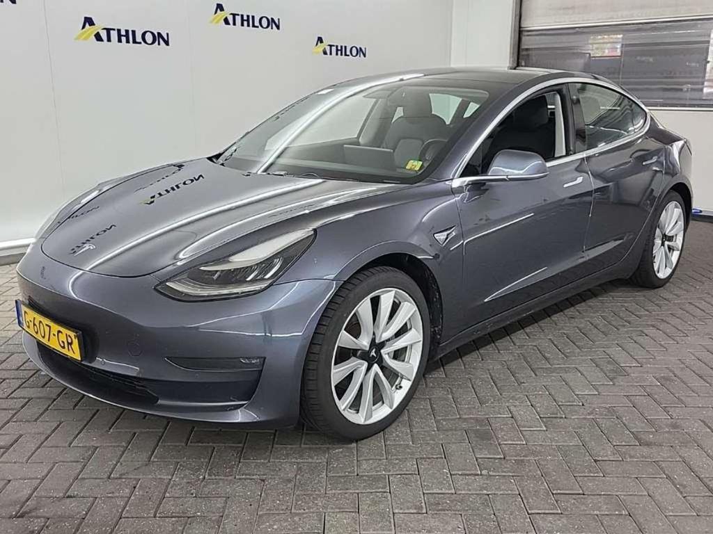 Tesla Model 3 Long Range Dual Motor AWD 4D 335kW