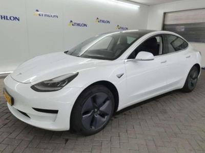 Tesla Model 3 Standard Range Plus RWD 4D 211kW