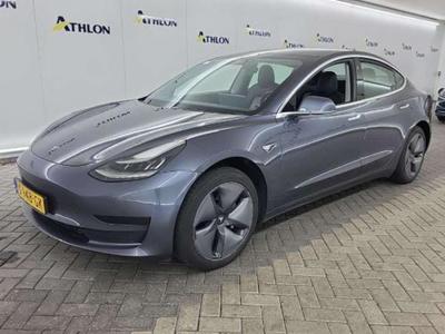 Tesla Model 3 Standard Range Plus RWD 4D 211kW